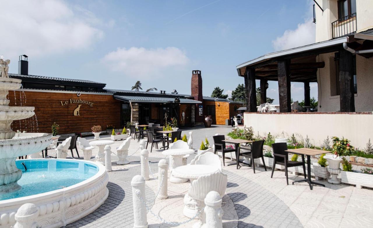 Le Moulin D'Orgemont, Hebergements & Restaurants อาร์ฌ็องเตย ภายนอก รูปภาพ